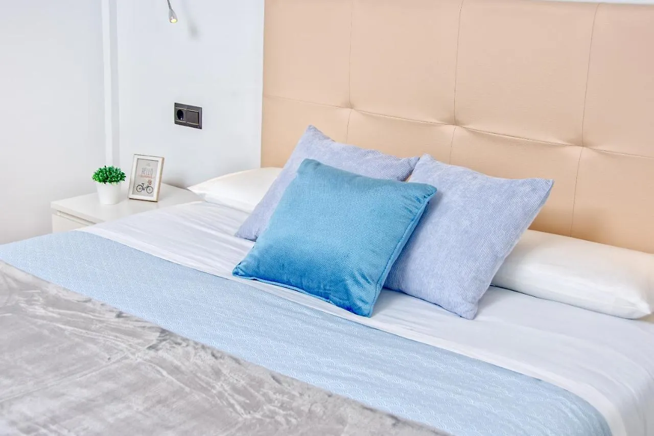 Lola Playa Puerto Marina Appartement Benalmádena 0*,  Spanje
