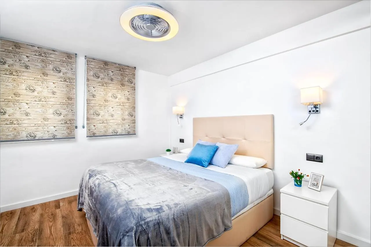 Lola Playa Puerto Marina Apartment Benalmadena 0*,  Spain