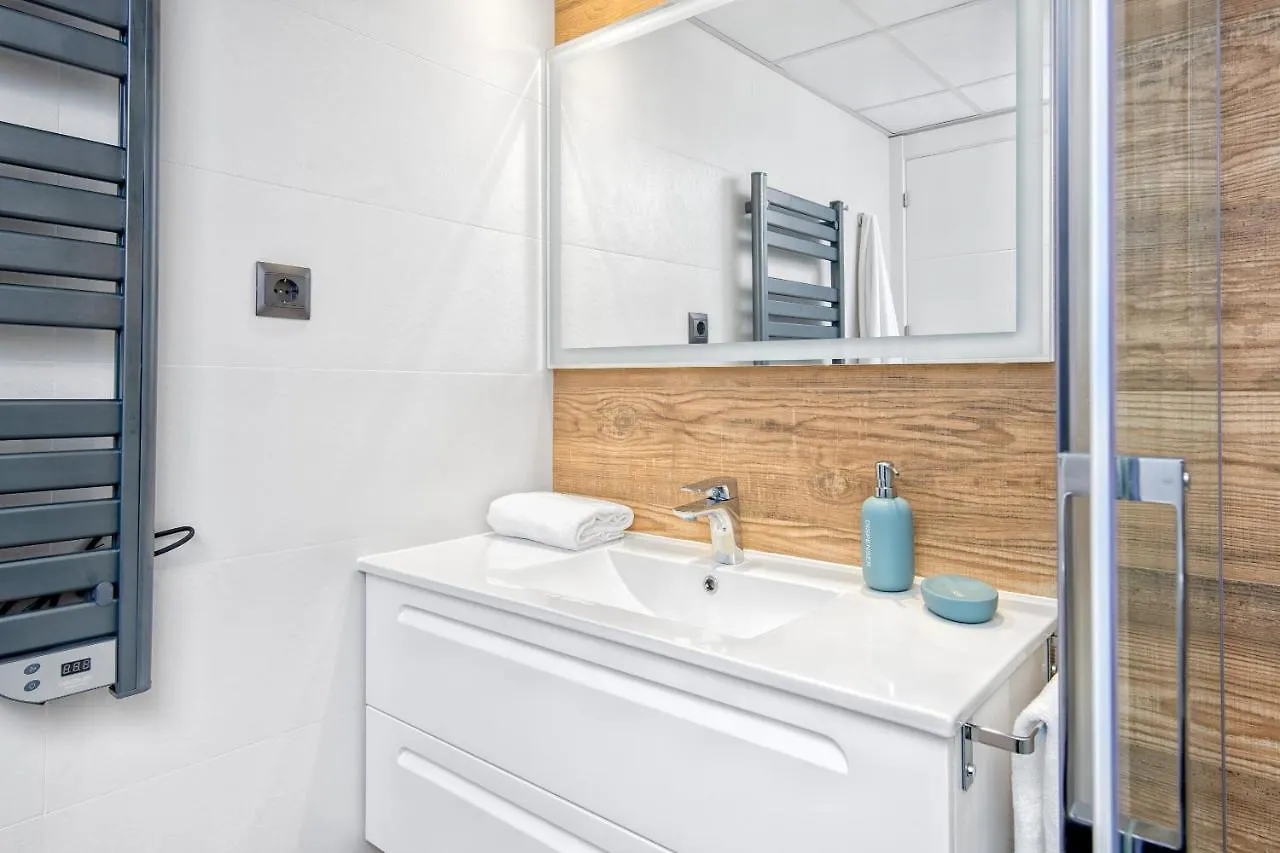 Lola Playa Puerto Marina Apartment Benalmadena 0*,